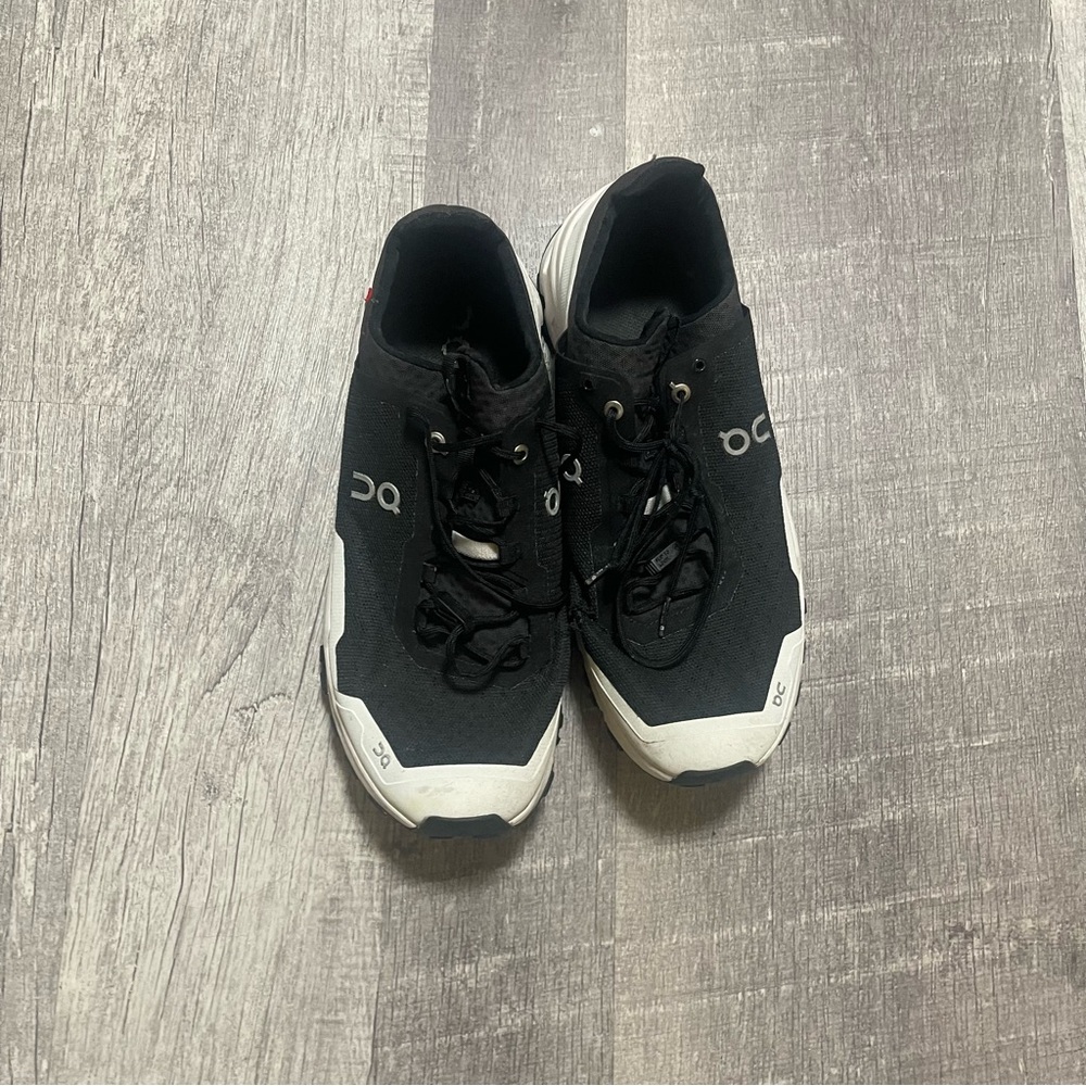 On Running Men's Sneakers Black and White